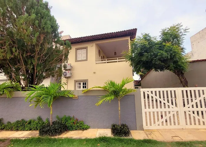 Casa A Beira Mar De Maragogi Com 3 Quartos, 4 Banheiros E Area Verde