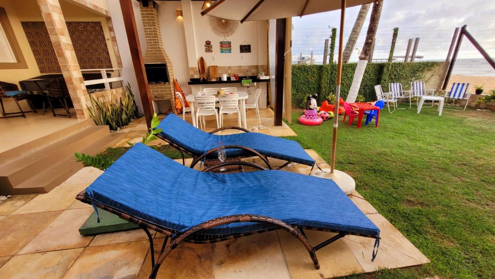 Casa A Beira Mar De Com 3 Quartos, 4 Banheiros E Area Holiday home *
