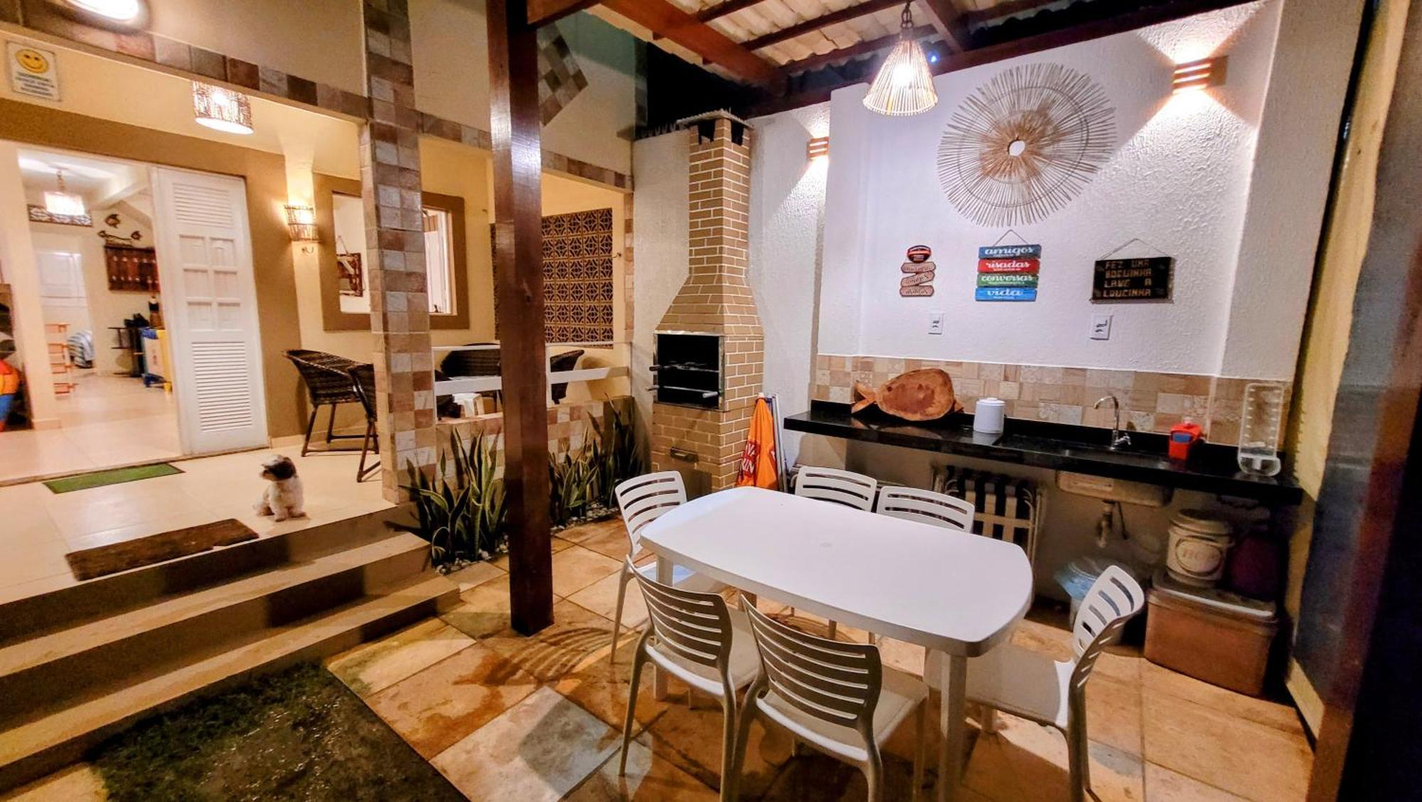 Holiday home Casa A Beira Mar De Com 3 Quartos, 4 Banheiros E Area *